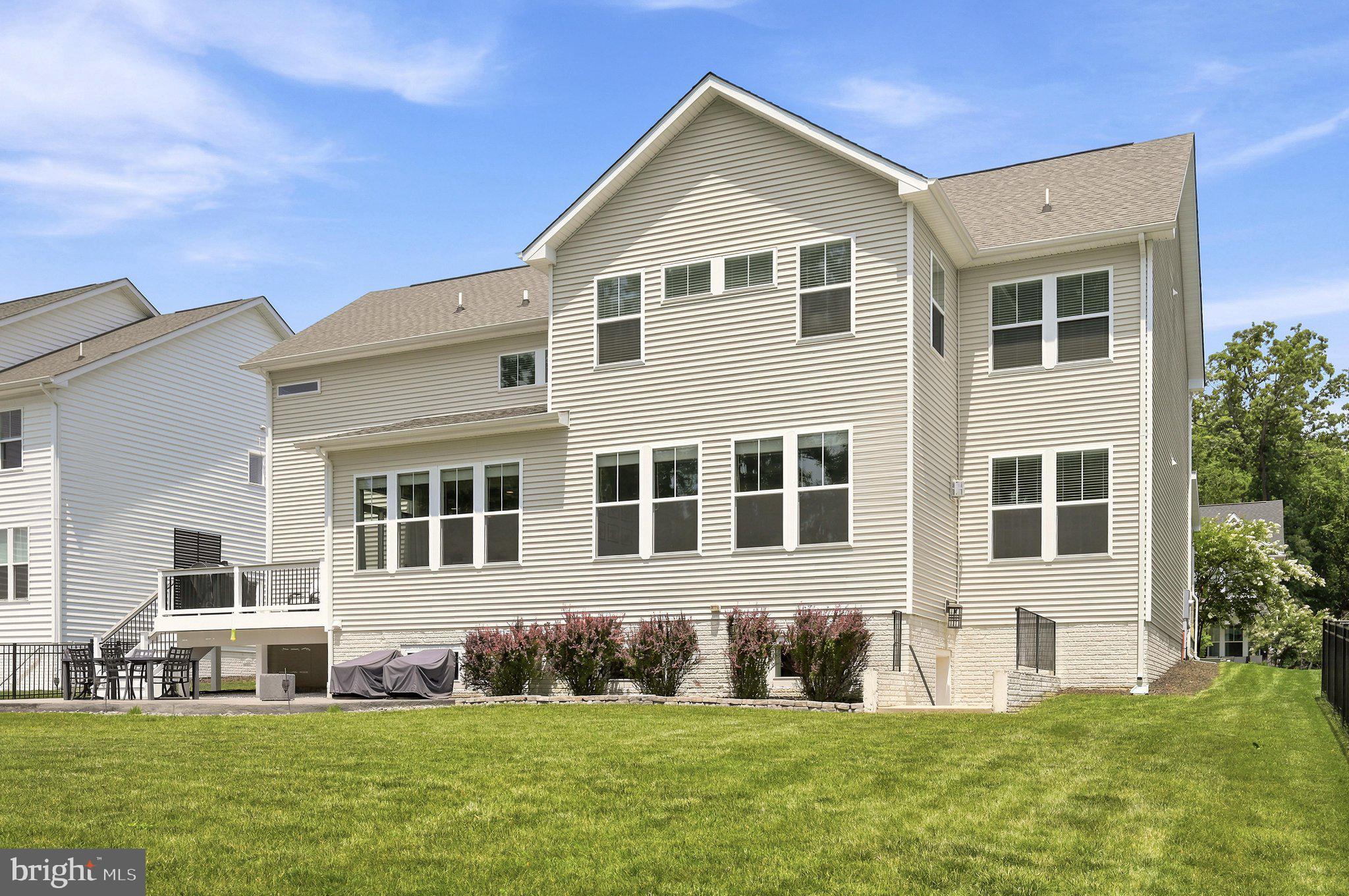 4854 Point Road Warrenton, VA 20187 - Photo 71 of 113 Back Exterior