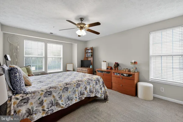 $304,999 | 2456 Apple Blossom Lane, Unit 201, Odenton, MD 21113