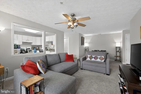 $304,999 | 2456 Apple Blossom Lane, Unit 201, Odenton, MD 21113