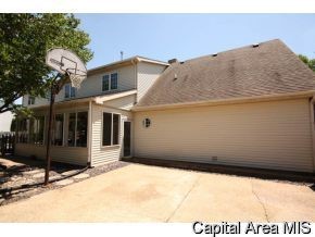 3501 Persimmon Drive Springfield, IL 62712 - Photo 2 of 12 Gallery Image 2