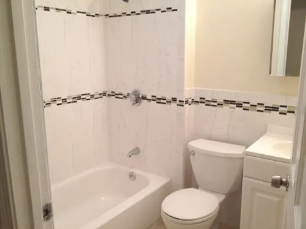 $4,000 | 122 Berkshire Street, Unit 2(1A), Cambridge, MA 02141