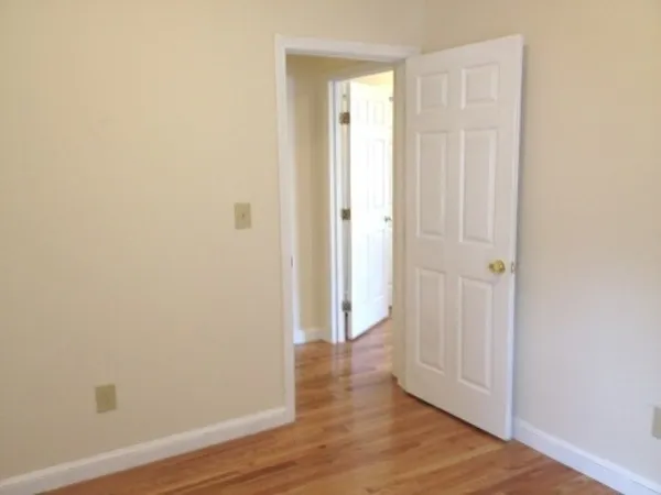 $4,000 | 122 Berkshire Street, Unit 2(1A), Cambridge, MA 02141