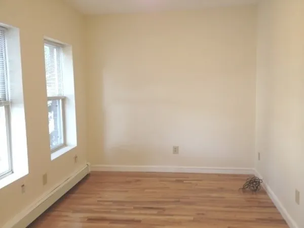 $4,000 | 122 Berkshire Street, Unit 2(1A), Cambridge, MA 02141