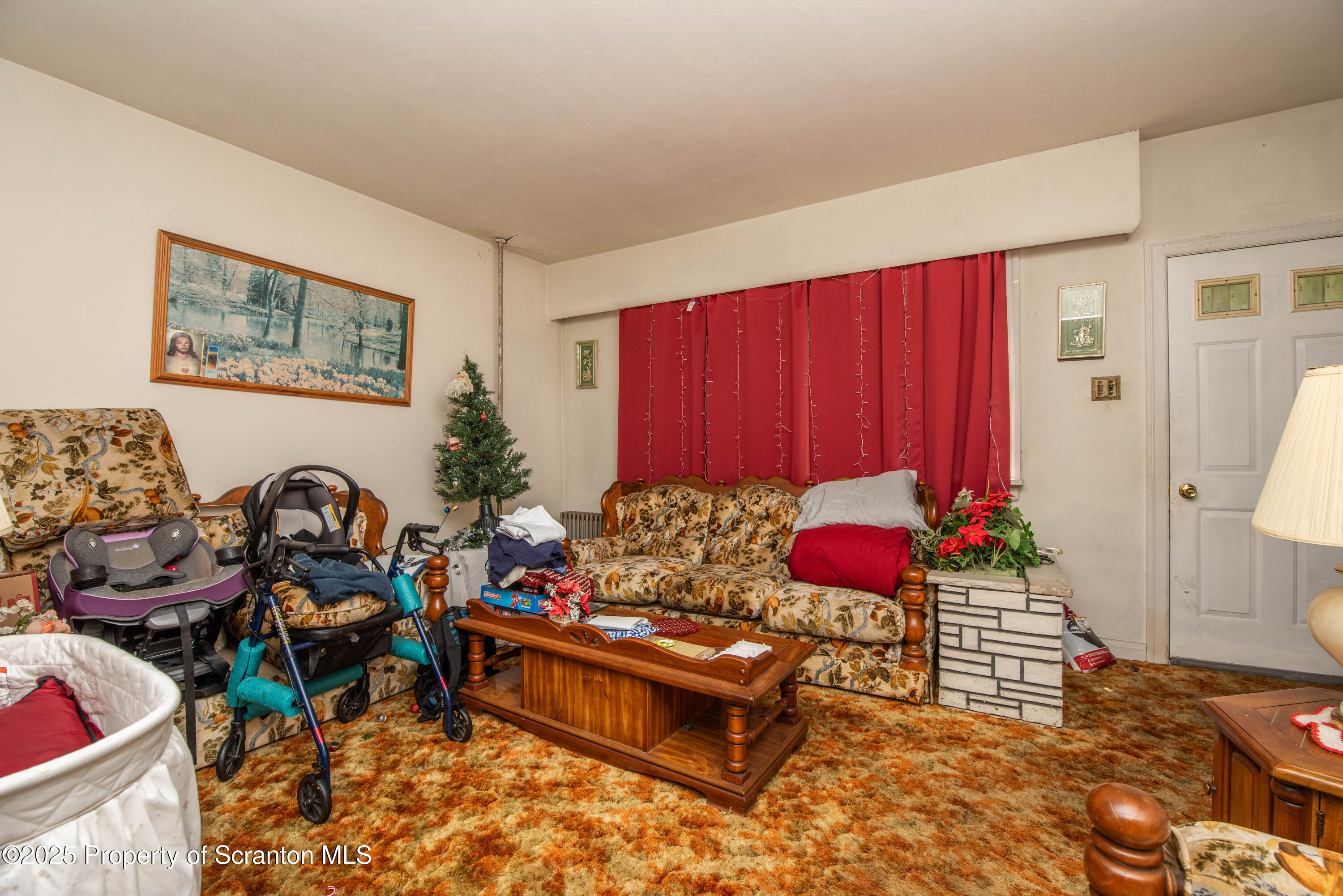 1010 Wood Street Old Forge, PA 18518 - Photo 15 of 38