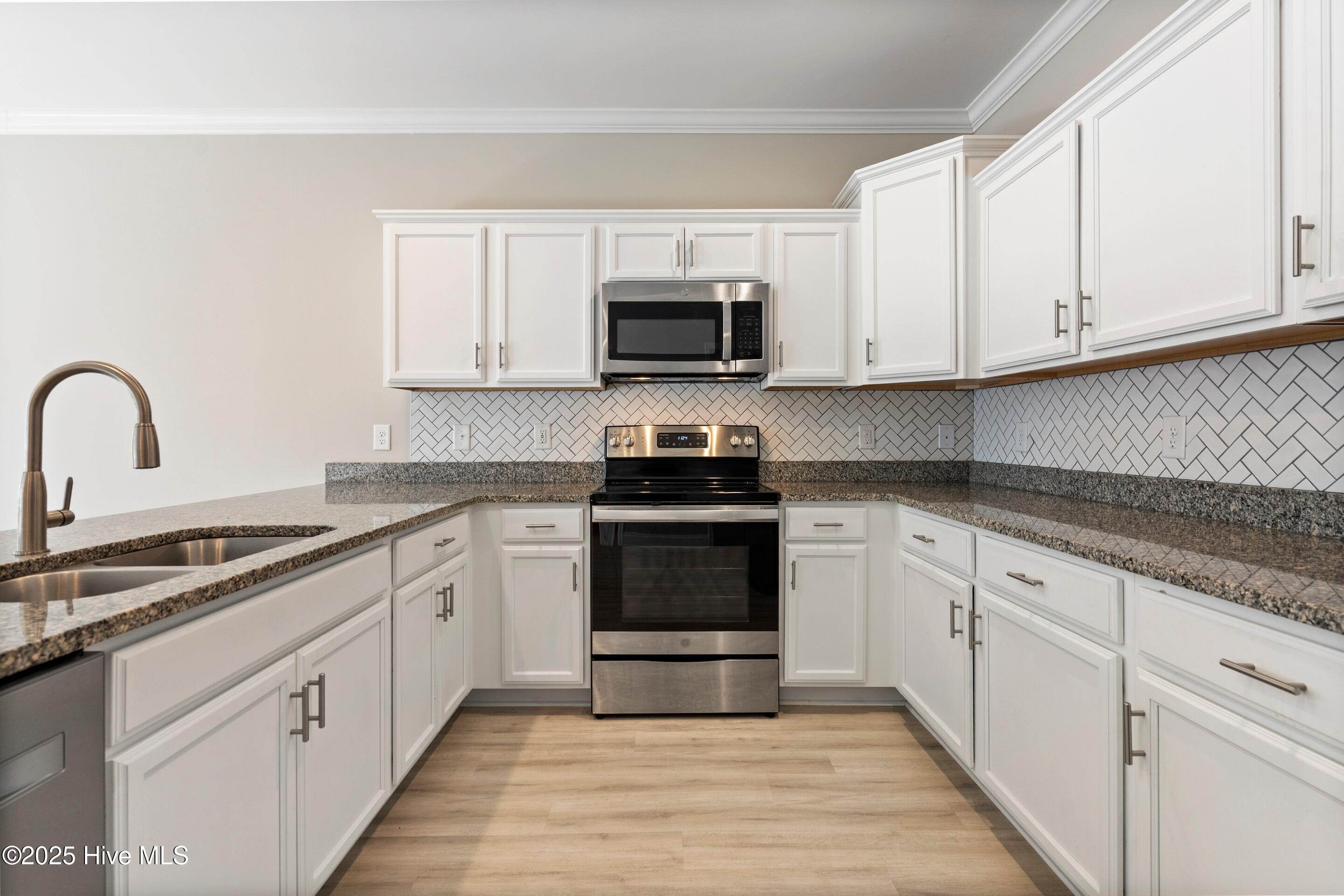 503 Stone Crab Lane Holly Ridge, NC 28445 - Photo 10 of 32 mls-DSC03003