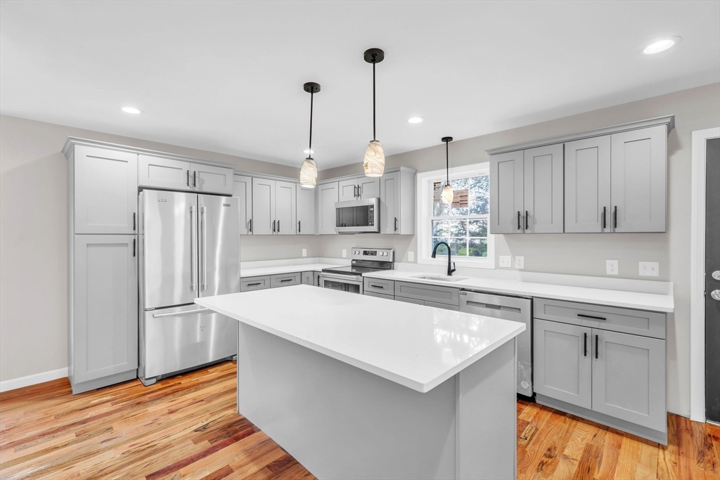 125 Yale Street Springfield, MA 01109 - Photo 13 of 41 Gallery Image 13