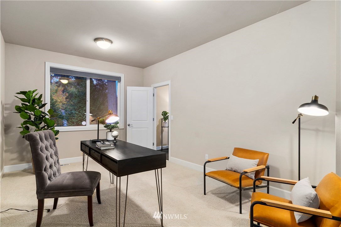 214 Ilwaco Place Southeast Renton, WA 98059 - Photo 21 of 39 Gallery Image 21
