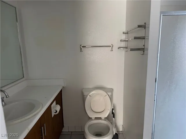 $1,225 | 3823 South Maryland Parkway, Unit L11, Las Vegas, NV 89119