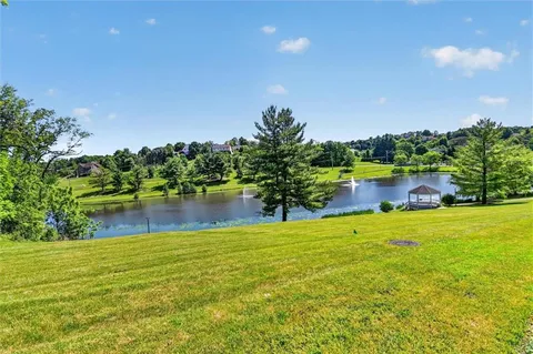 $479,900 | 111 Creekside Court, Venetia, PA 15367