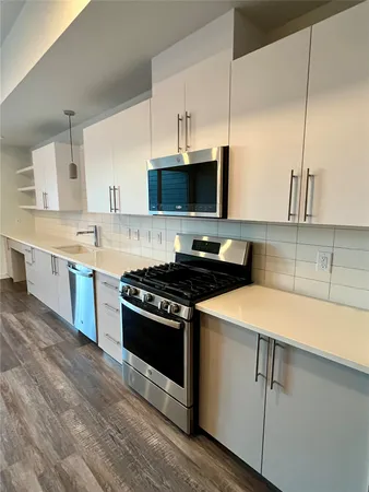$1,750 | 4004 Banister Lane, Unit 106, Austin, TX 78704