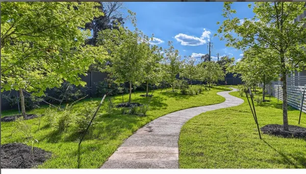 $1,750 | 4004 Banister Lane, Unit 106, Austin, TX 78704