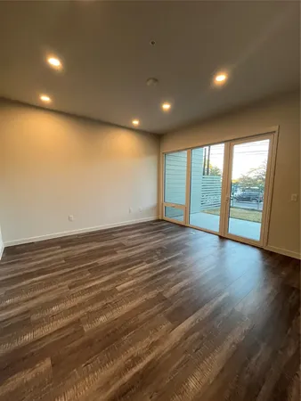 $1,750 | 4004 Banister Lane, Unit 106, Austin, TX 78704