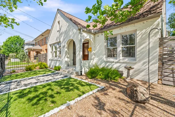 $850,000 | 125 North Street, Houston, TX 77009