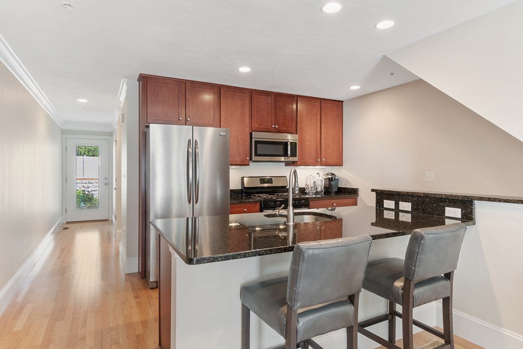 143 Broad Street, Unit 25 Hudson, MA 01749 - Photo 2 of 33