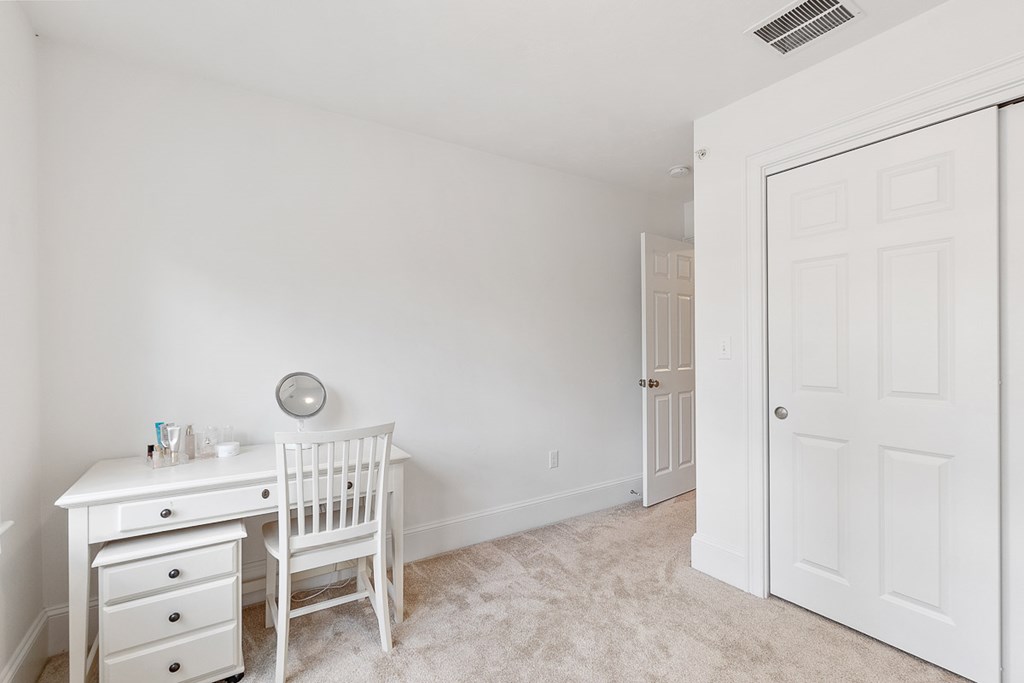 143 Broad Street, Unit 25 Hudson, MA 01749 - Photo 22 of 33
