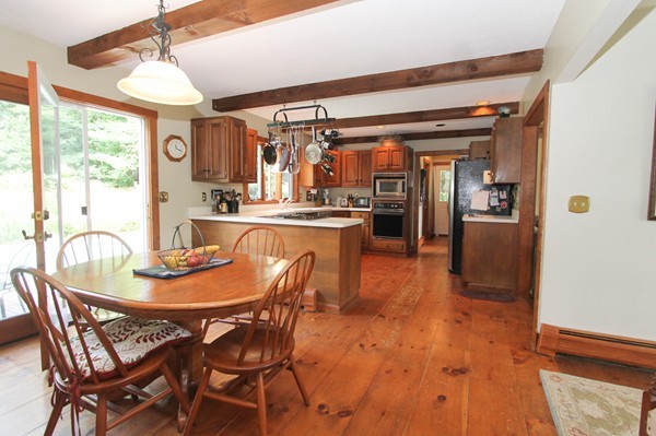 52 Esty Road Princeton, MA 01541 - Photo 5 of 15