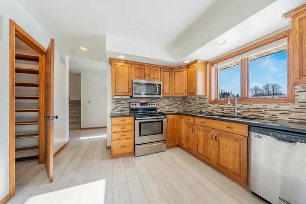 $359,900 | 1002 Thomas Street, Antigo, WI 54409