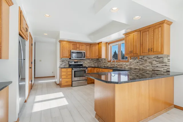 $369,900 | 1002 Thomas Street, Antigo, WI 54409