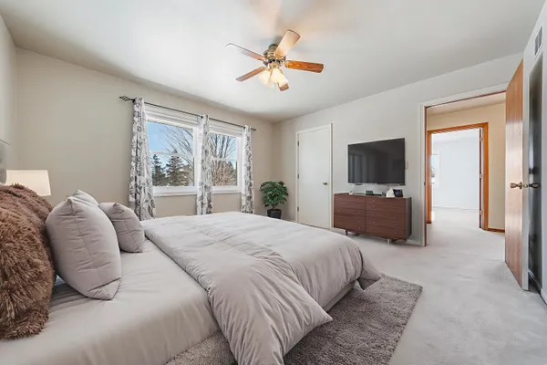 $359,900 | 1002 Thomas Street, Antigo, WI 54409