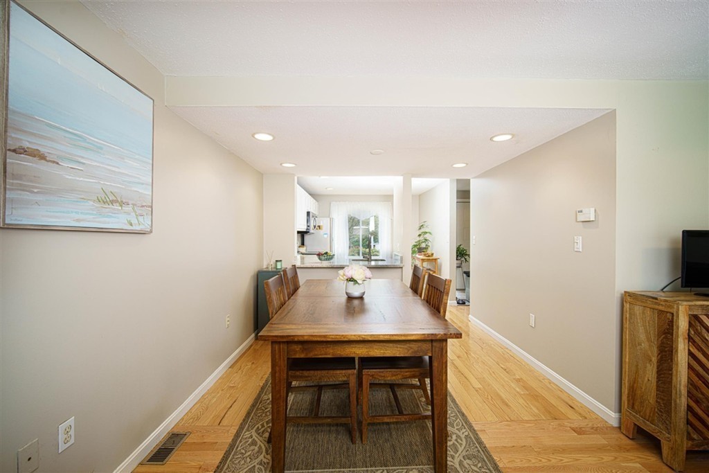 28 Stone Ridge Road, Unit 28 Franklin, MA 02038 - Photo 7 of 25 Gallery Image 7