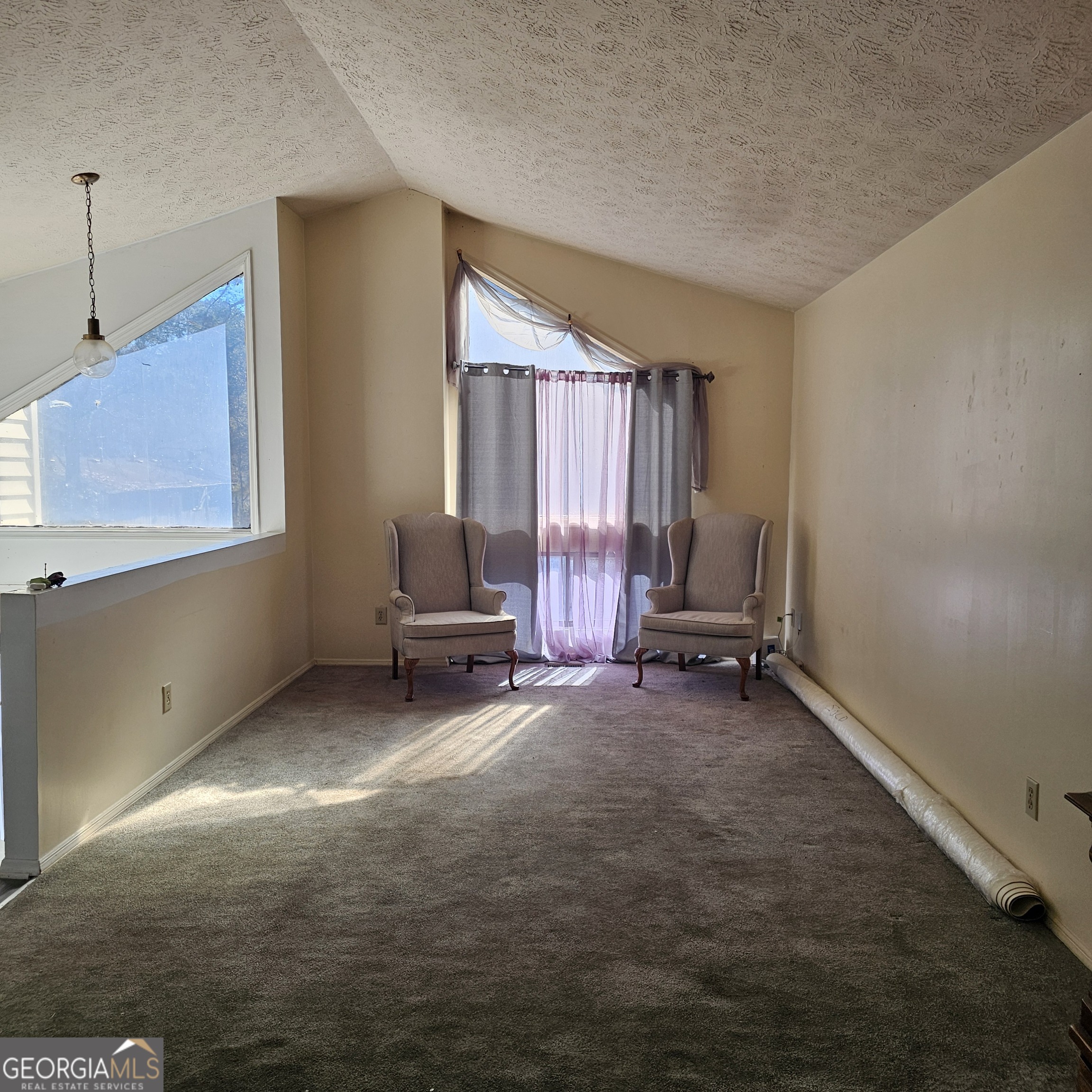 210 Winkfield Point South Fulton, GA 30349 - Photo 3 of 17