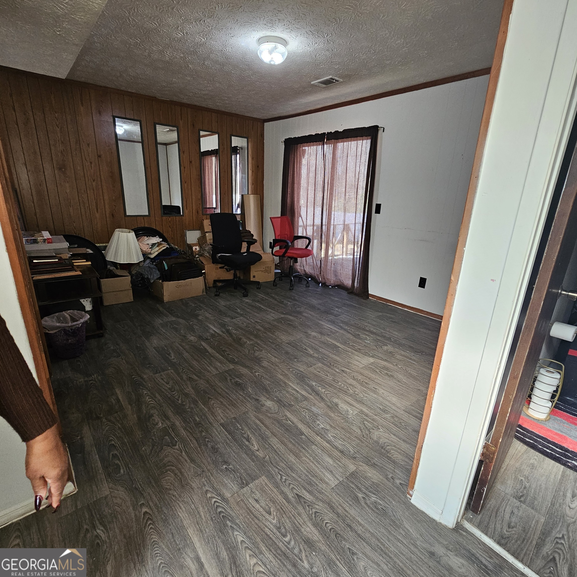 210 Winkfield Point South Fulton, GA 30349 - Photo 10 of 17