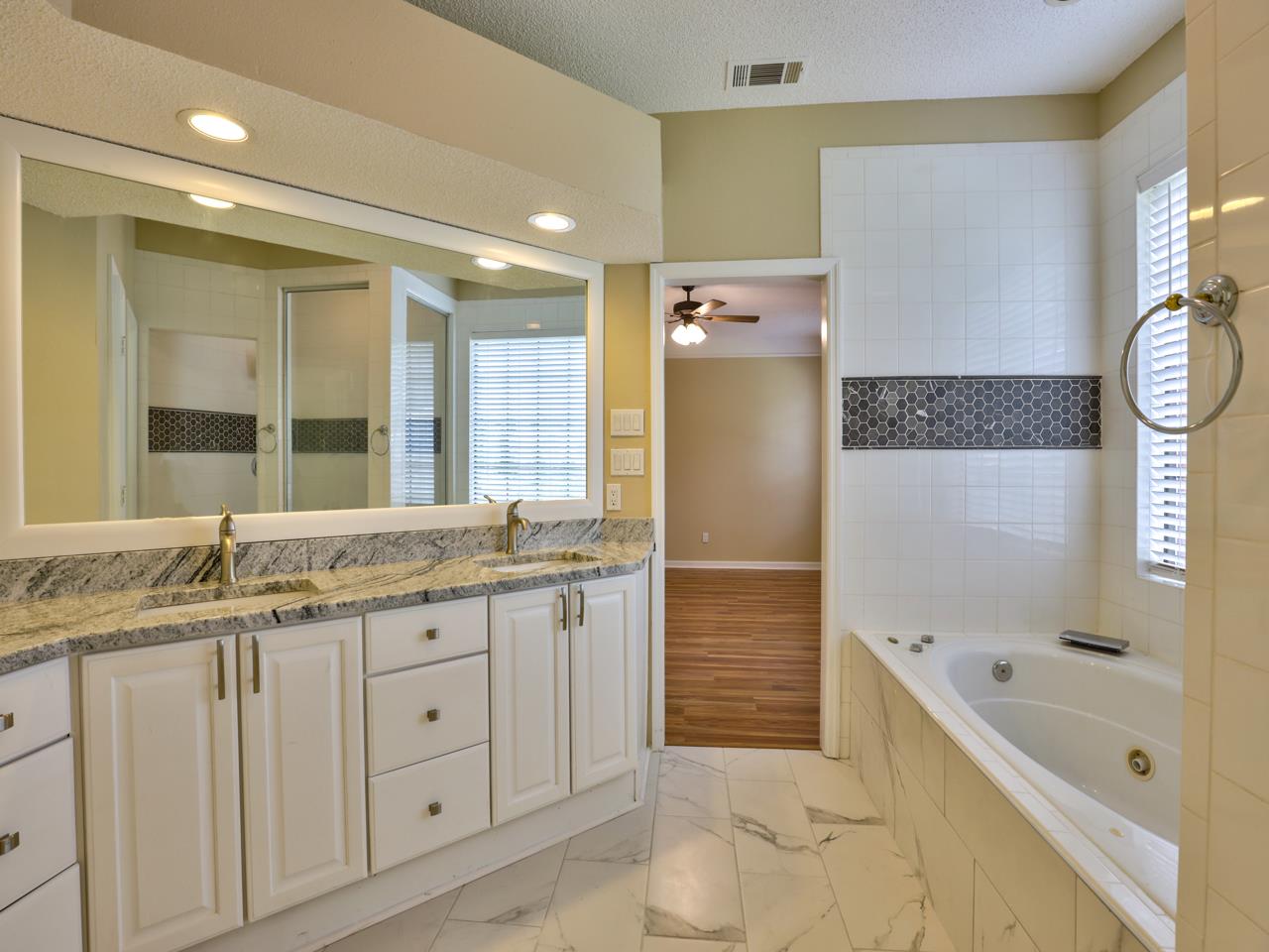 3330 Lenox Mill Road Tallahassee, FL 32309 - Photo 4 of 33 Gallery Image 4