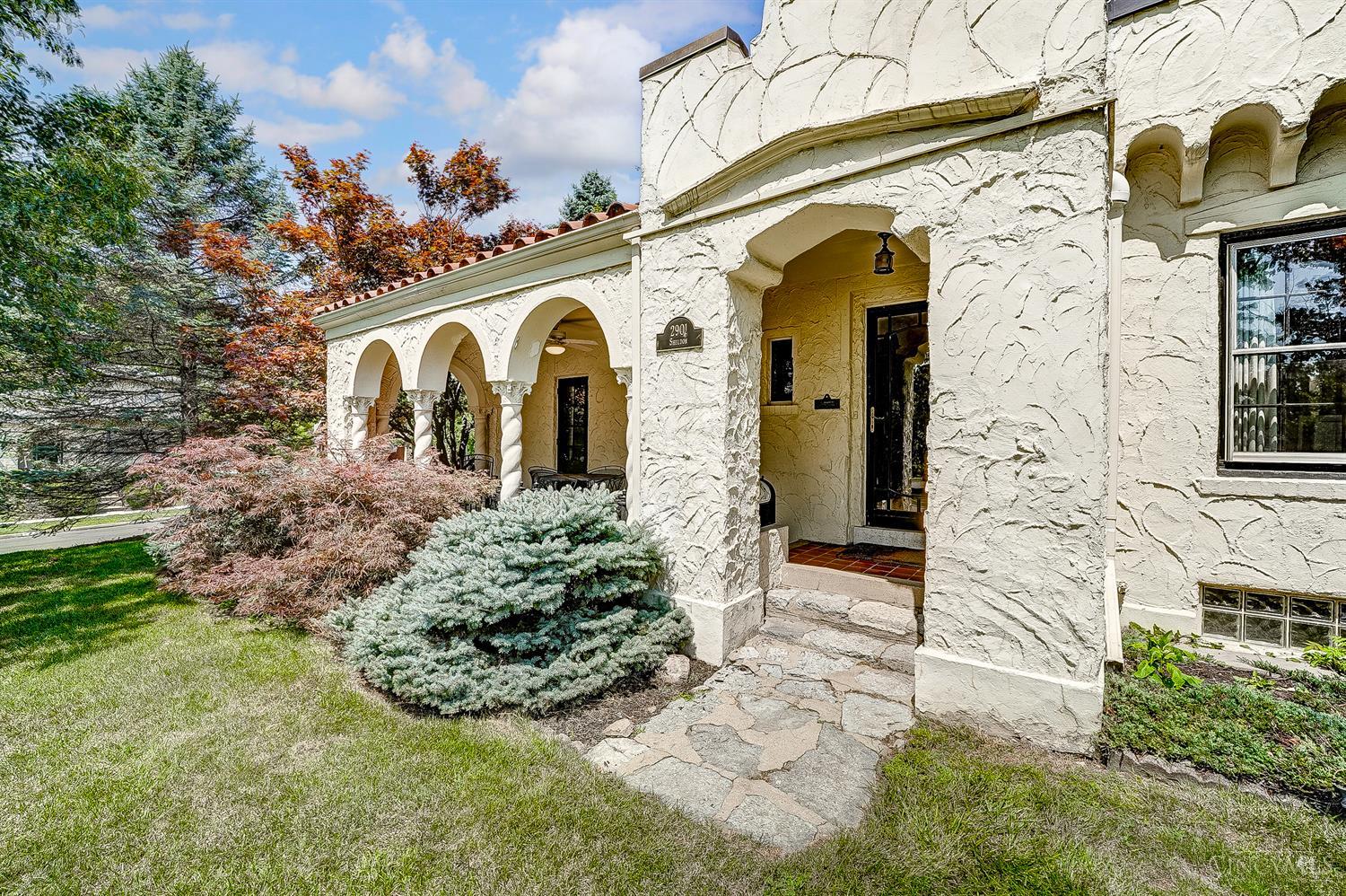 2901 Sheldon Road Middletown, OH 45042 - Photo 2 of 26 Gallery Image 2