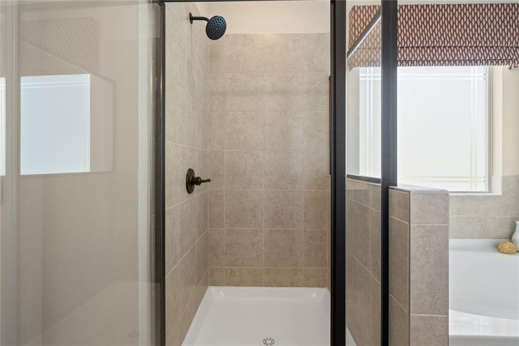 80 Cove Road Ringgold, GA 30736 - Photo 29 of 37 a bathroom with a shower