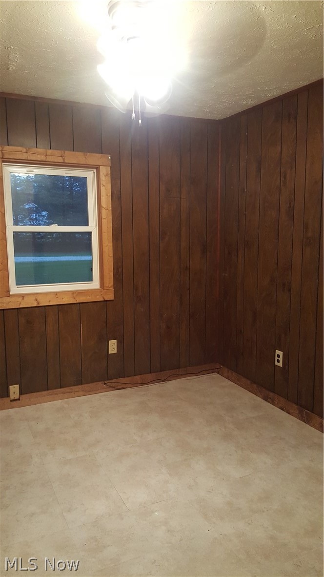 6595 Garrett Road Ravenna, OH 44266 - Photo 5 of 11 Gallery Image 5