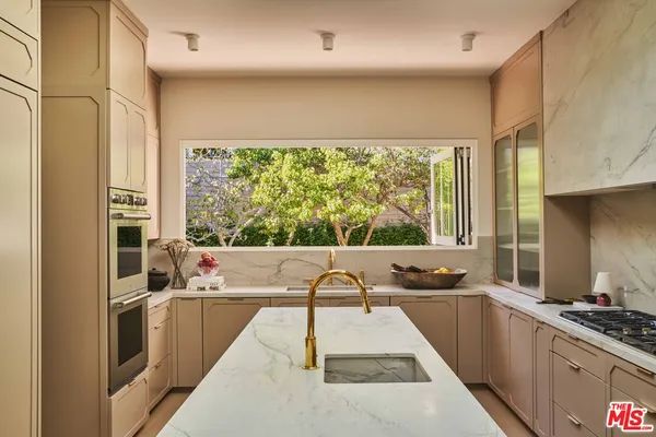 $95,000 | 1865 Loma Vista Drive, Beverly Hills, CA 90210