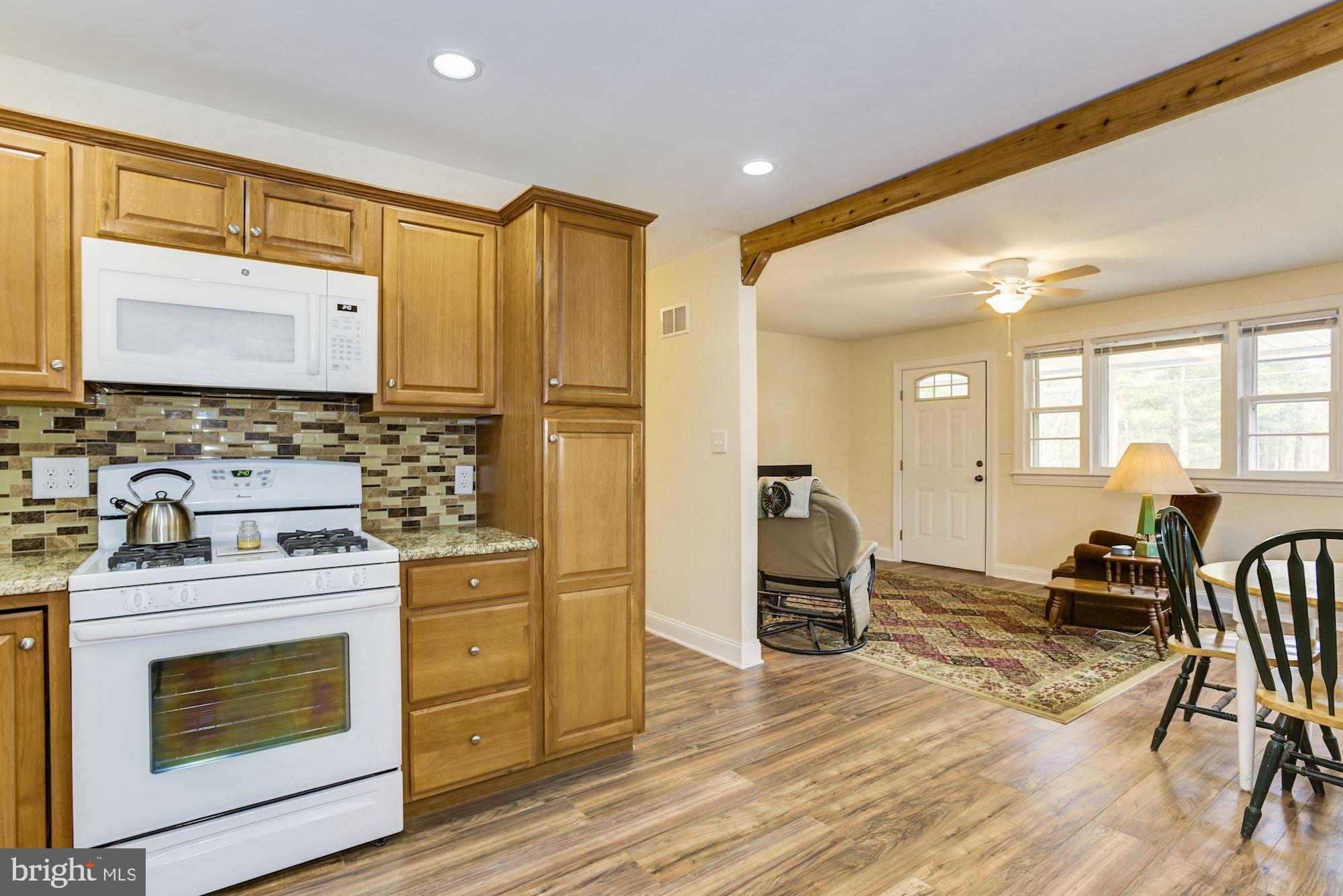 327 Indian Mills Road Shamong, NJ 08088 - Photo 8 of 25 Kitchen