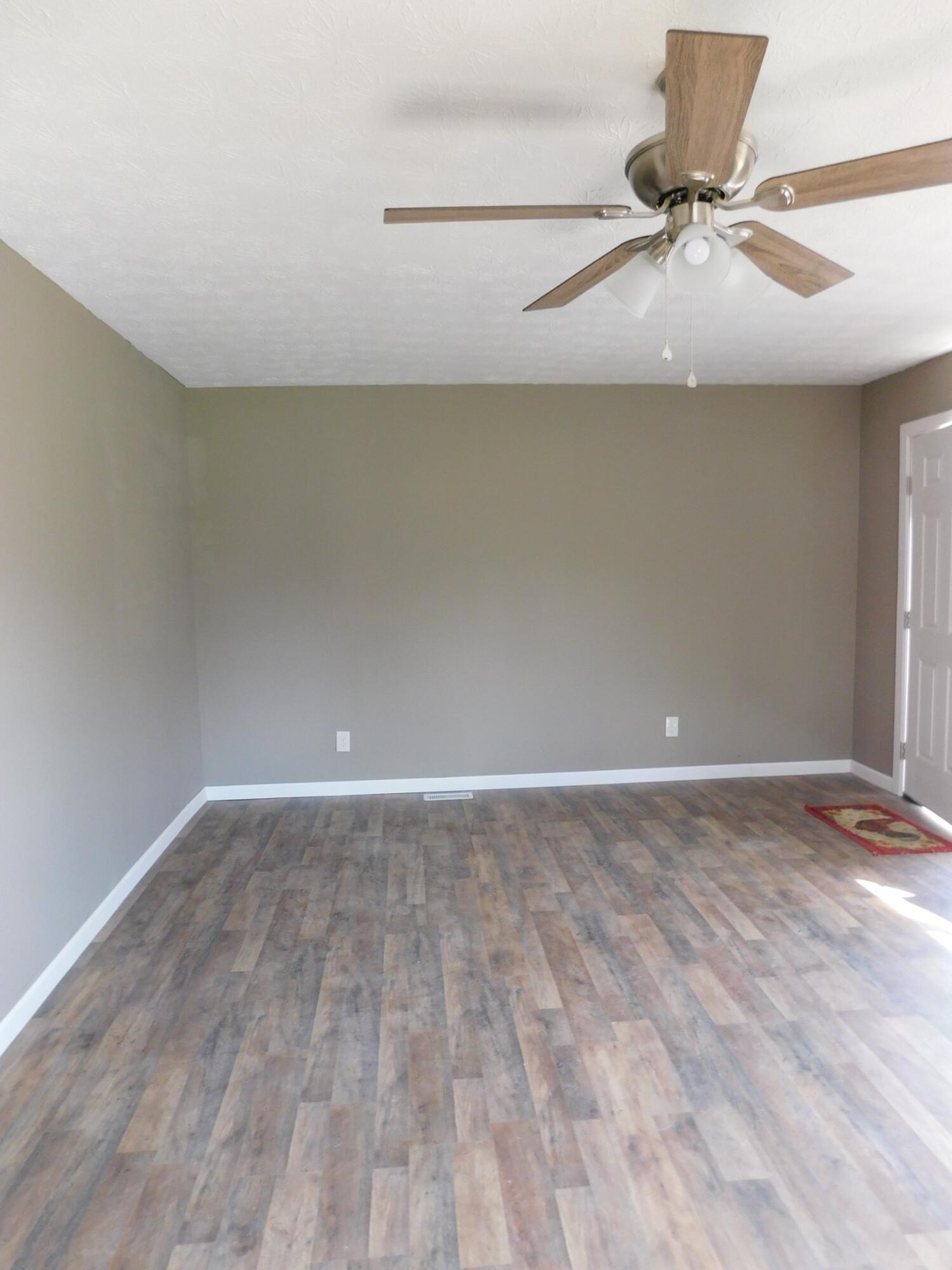 351 Rader Ridge Road London, KY 40741 - Photo 2 of 8 DSCN8778 (2)