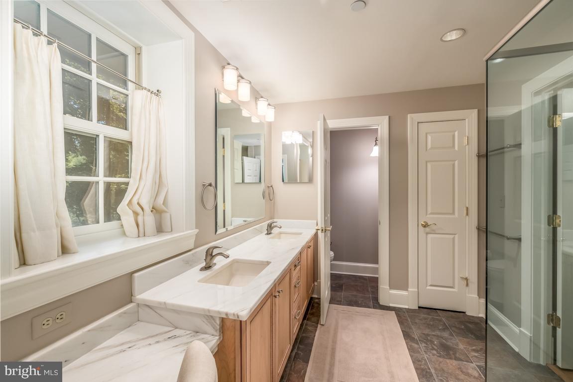 4521 Wetherill Road Bethesda, MD 20816 - Photo 20 of 41 Gallery Image 20