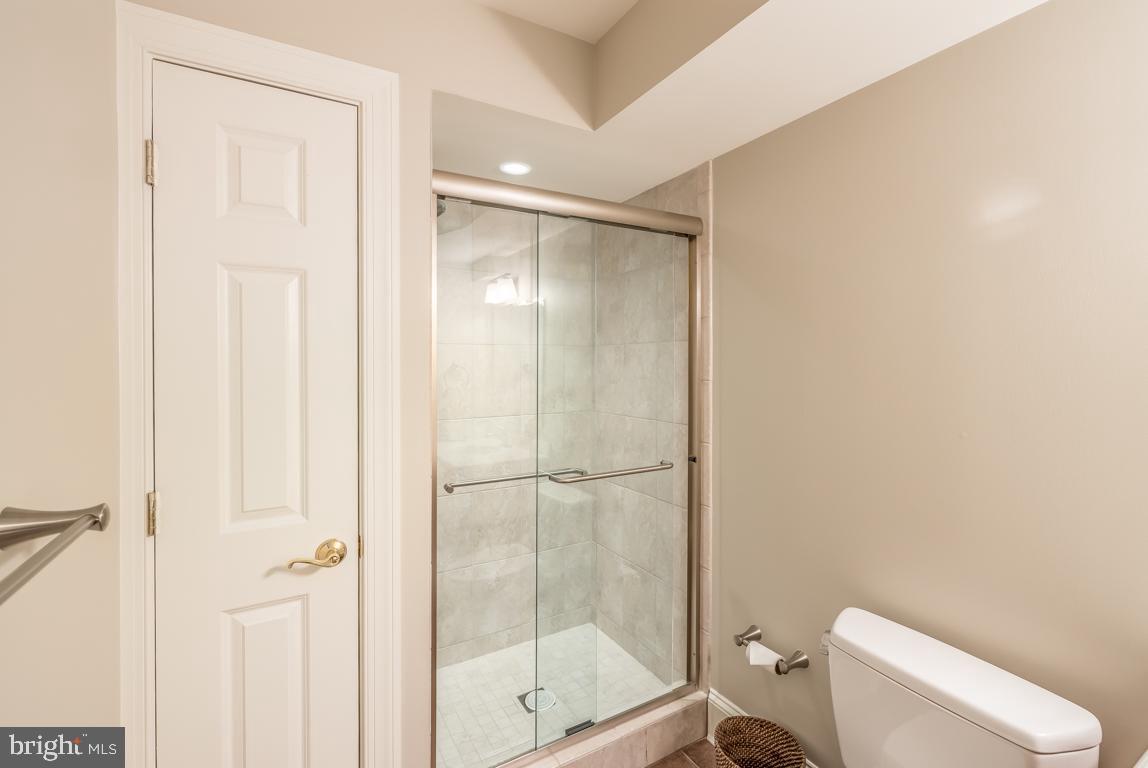 4521 Wetherill Road Bethesda, MD 20816 - Photo 35 of 41 Gallery Image 35