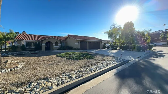 $2,995 | 29794 Big Range Road, Canyon Lake, CA 92587