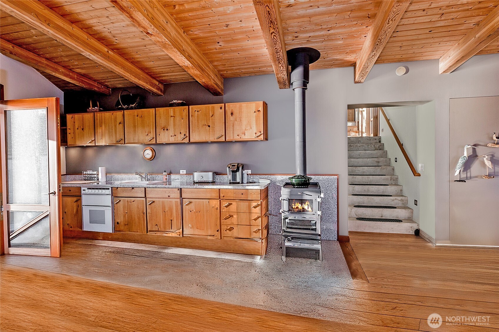 4875 Pear Point Road San Juan Island, WA 98250 - Photo 8 of 40 Gallery Image 8
