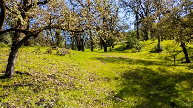 $559,000 | 10301 Highway 20, Ukiah, CA 95482