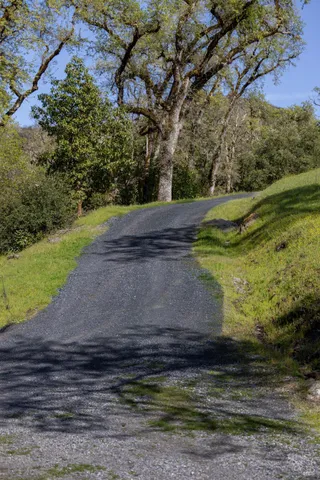 $559,000 | 10301 Highway 20, Ukiah, CA 95482