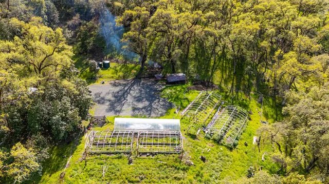 $559,000 | 10301 Highway 20, Ukiah, CA 95482