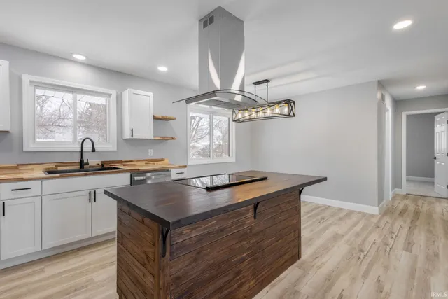 $359,000 | 30068 Westlake Drive, Elkhart, IN 46514