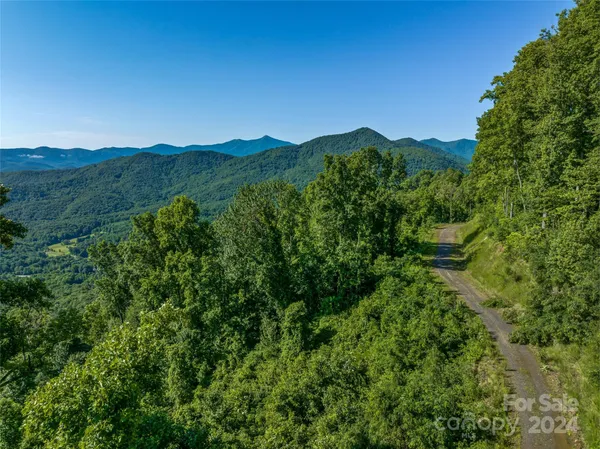 $275,000 | 9999-28 Lovebird Lane, Unit 28, Canton, NC 28716