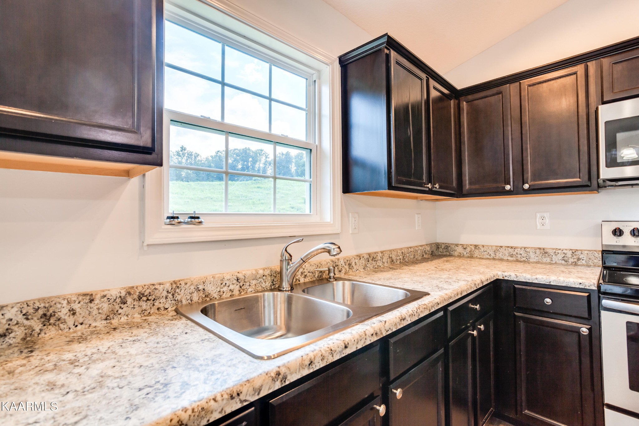 414 Hubbs Grove Road Maynardville, TN 37807 - Photo 8 of 25 Gallery Image 8