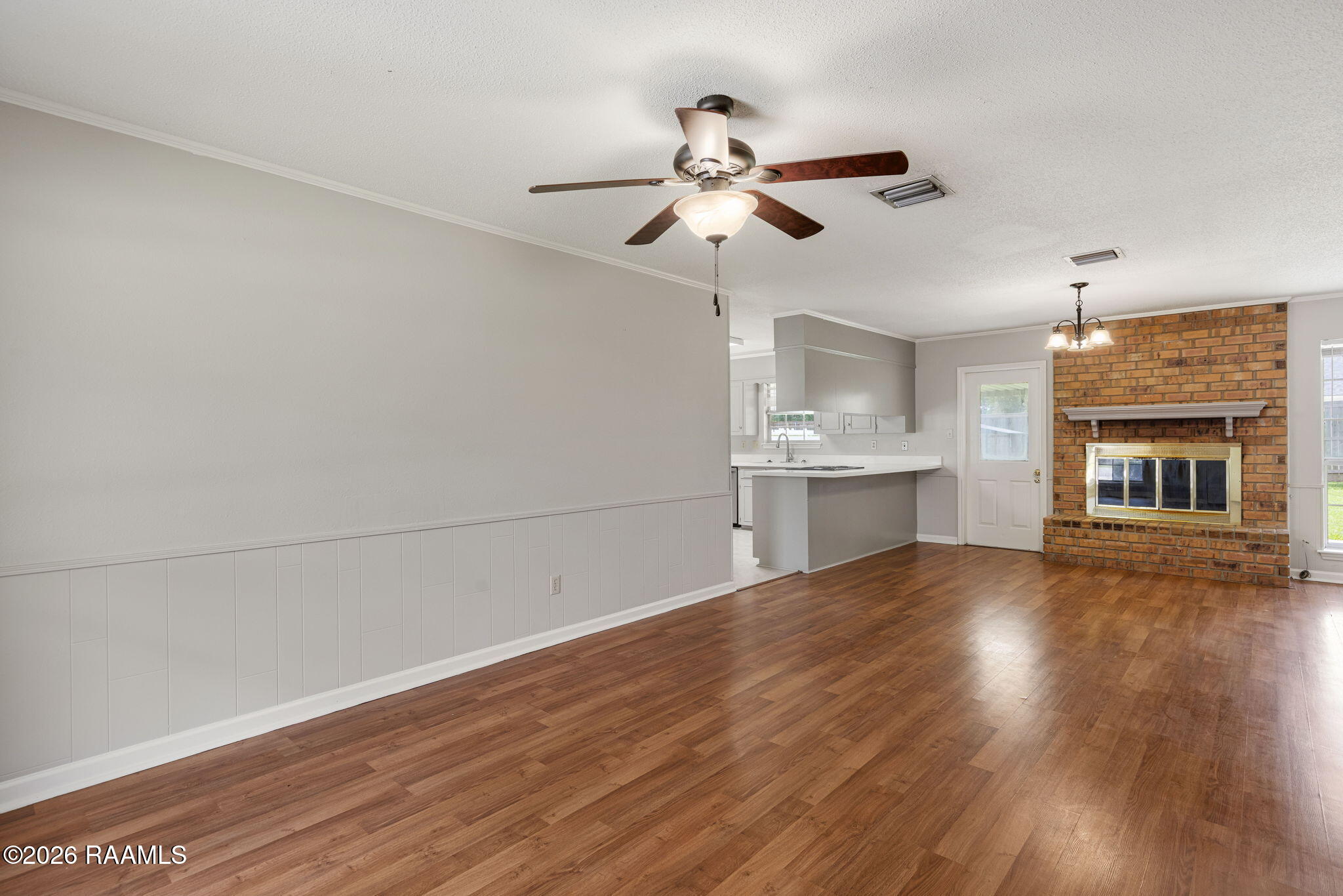 205 Broad Scott, LA 70583 - Photo 3 of 22