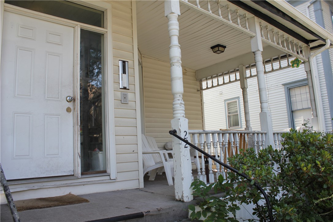 220 Oxford Street Rochester, NY 14607 - Photo 24 of 25 porch