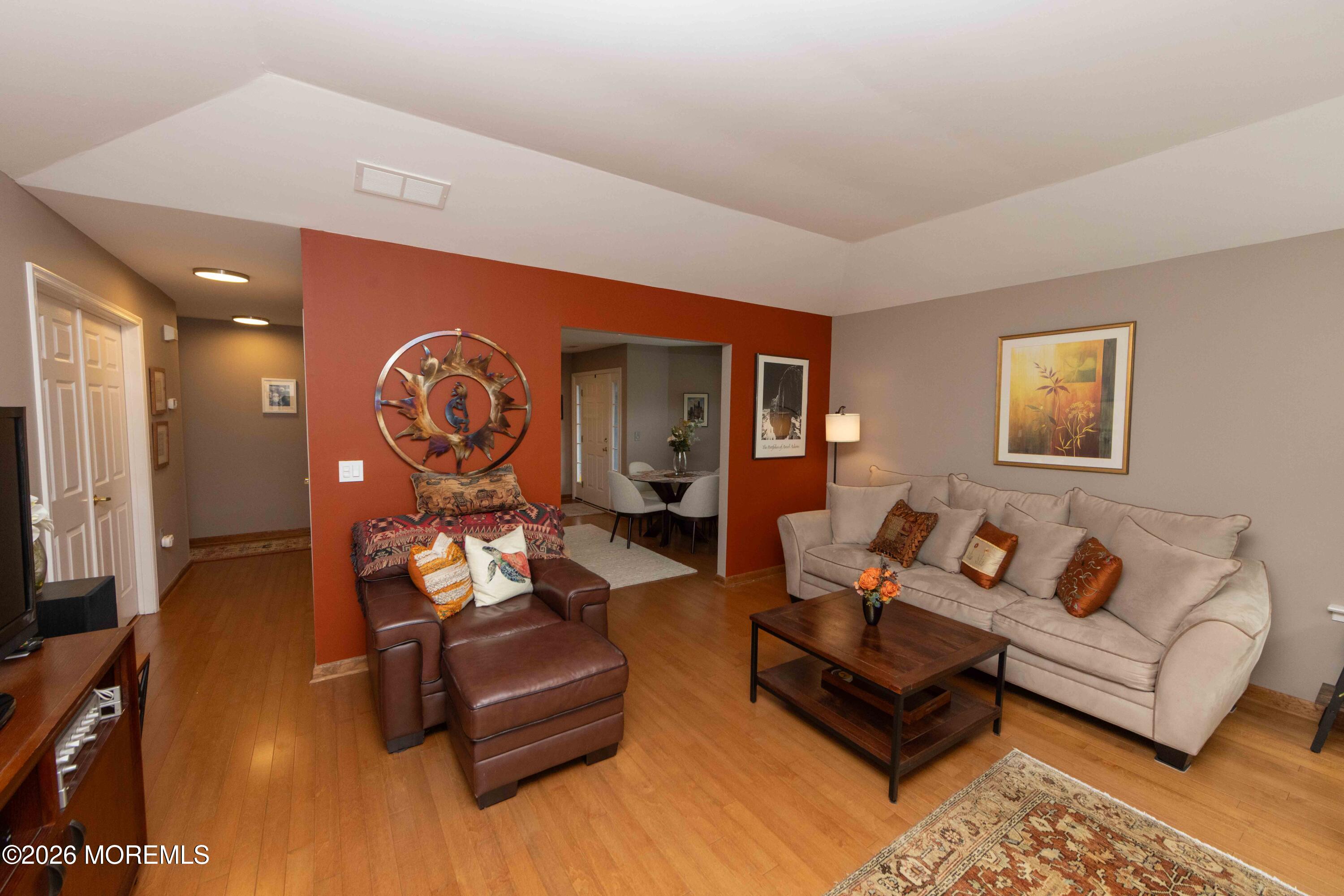 3 Abercorn Court Jackson, NJ 08527 - Photo 11 of 22 JWR53733