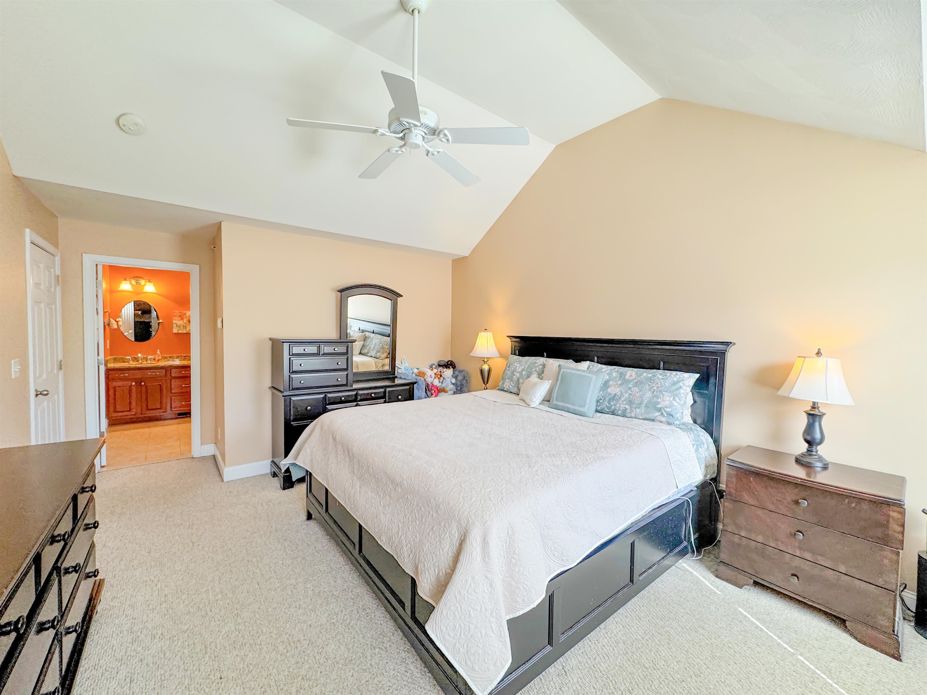 17 Williams Path Kingston, NH 03848 - Photo 33 of 56