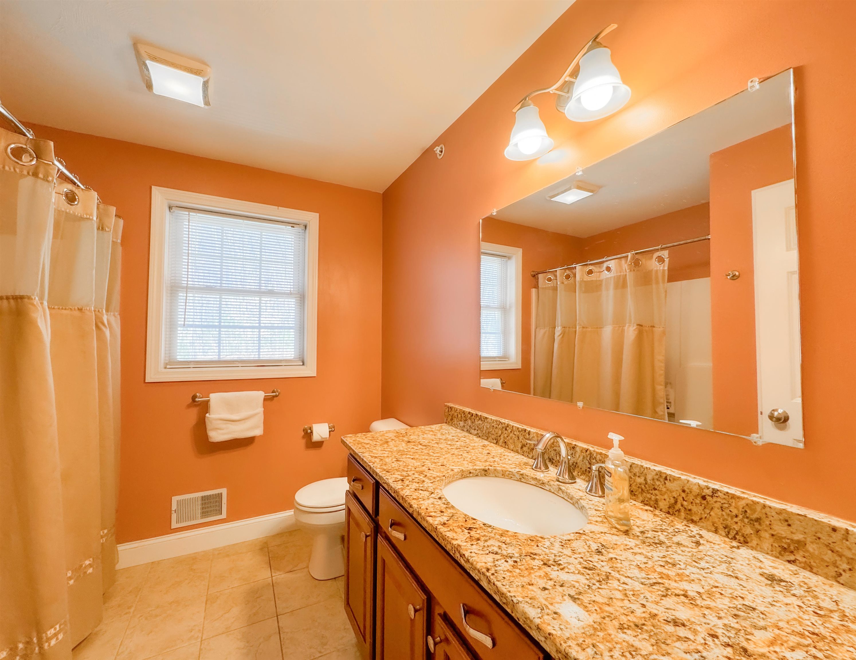 17 Williams Path Kingston, NH 03848 - Photo 36 of 56