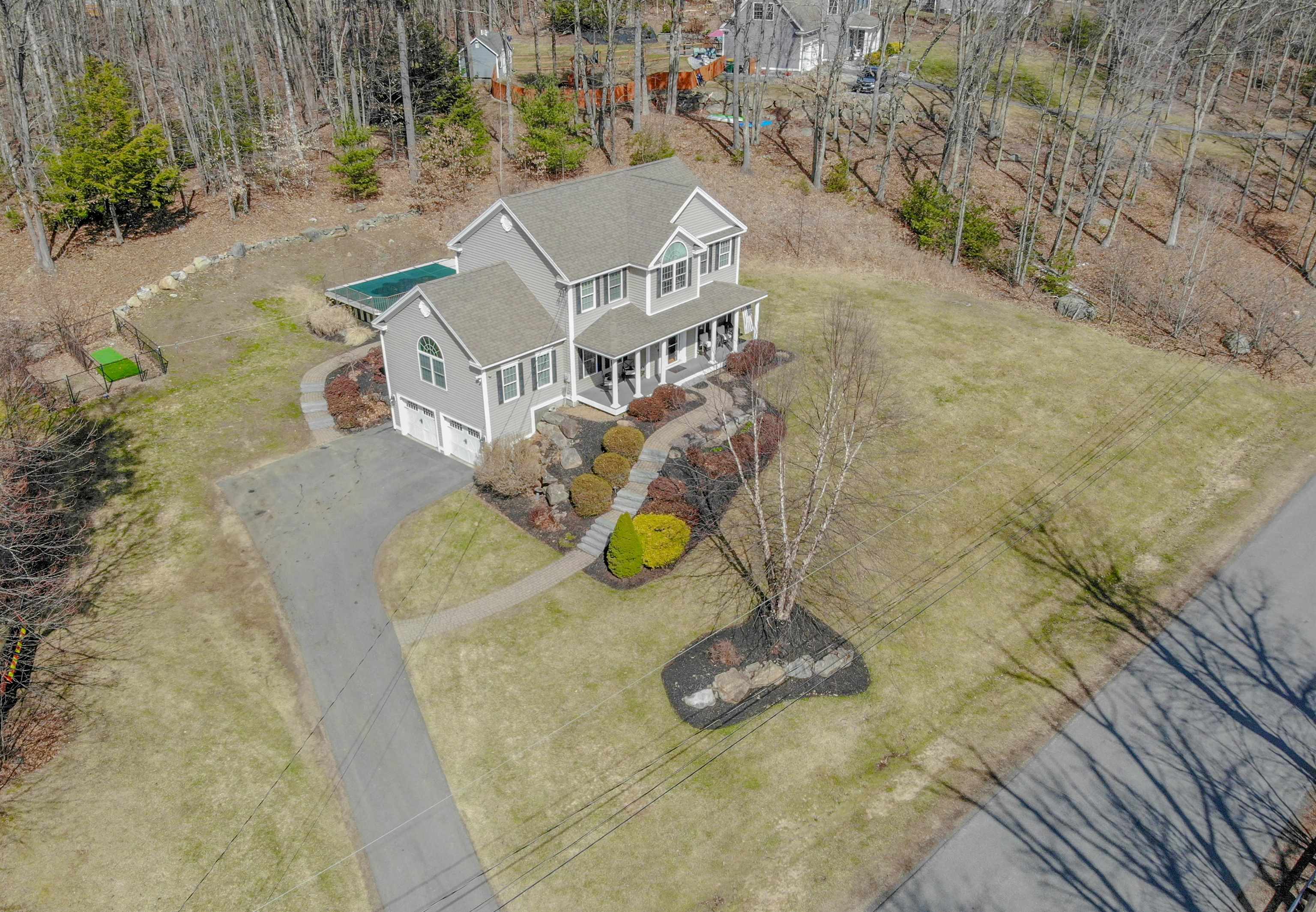 17 Williams Path Kingston, NH 03848 - Photo 5 of 56