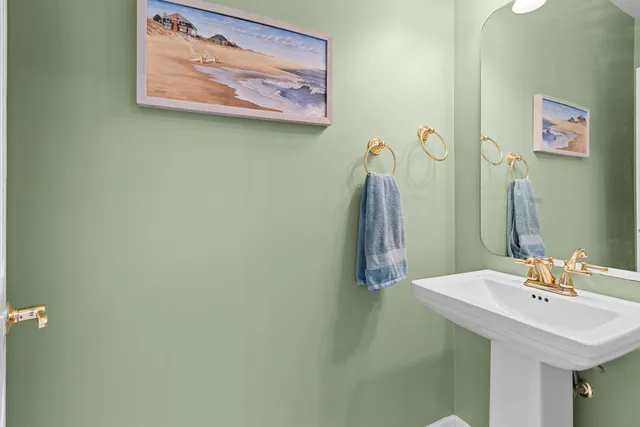 $450,000 | 5 Talcott Avenue, Crystal Lake, IL 60014